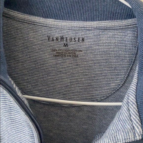 Blue sweater - Picture 2 of 2